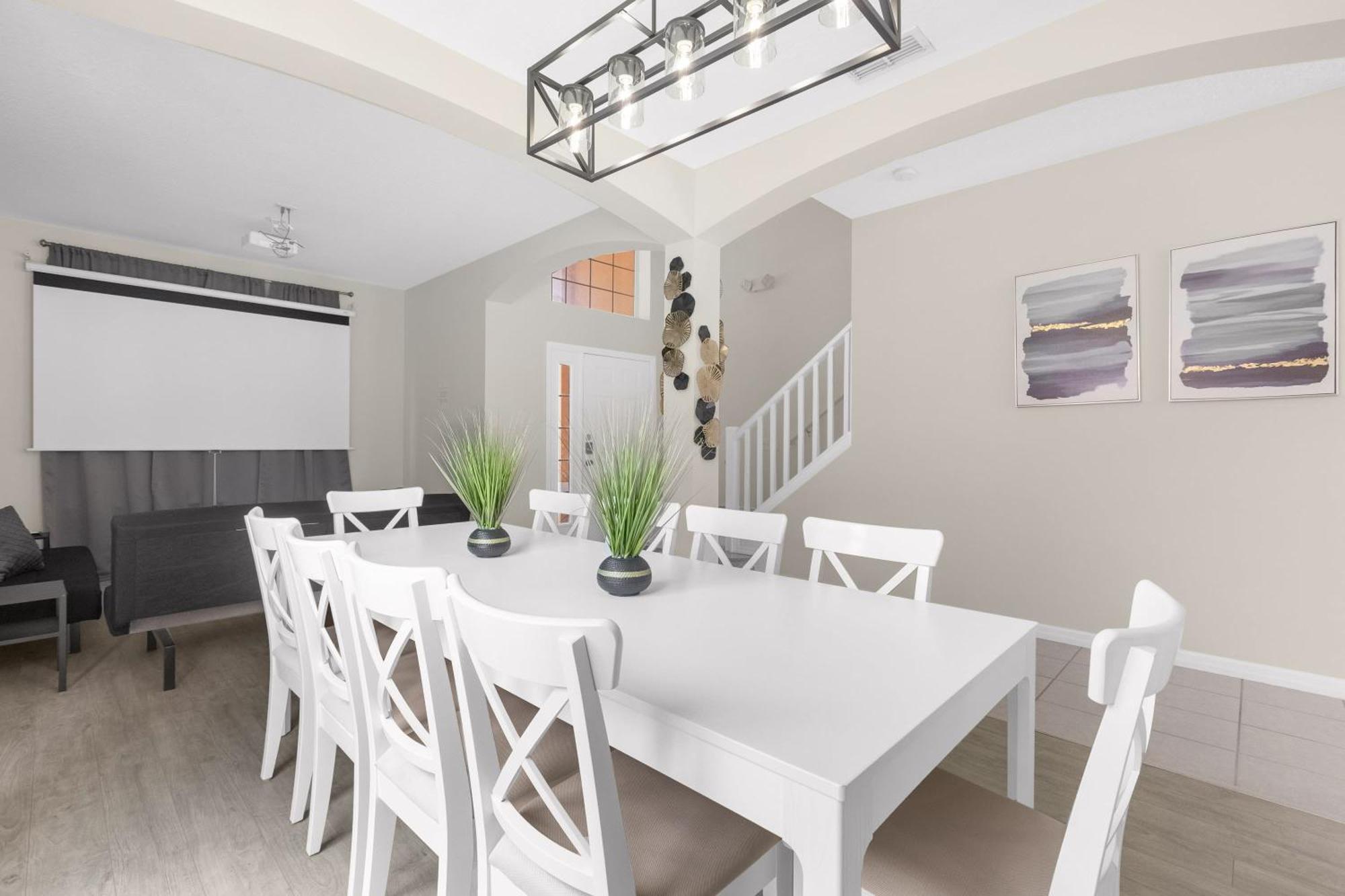 Large Spacious Home W Private Pool & Hot Tub ดาเวนพอร์ต ภายนอก รูปภาพ